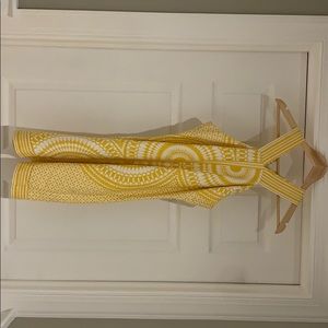 Cute yellow dress, never worn